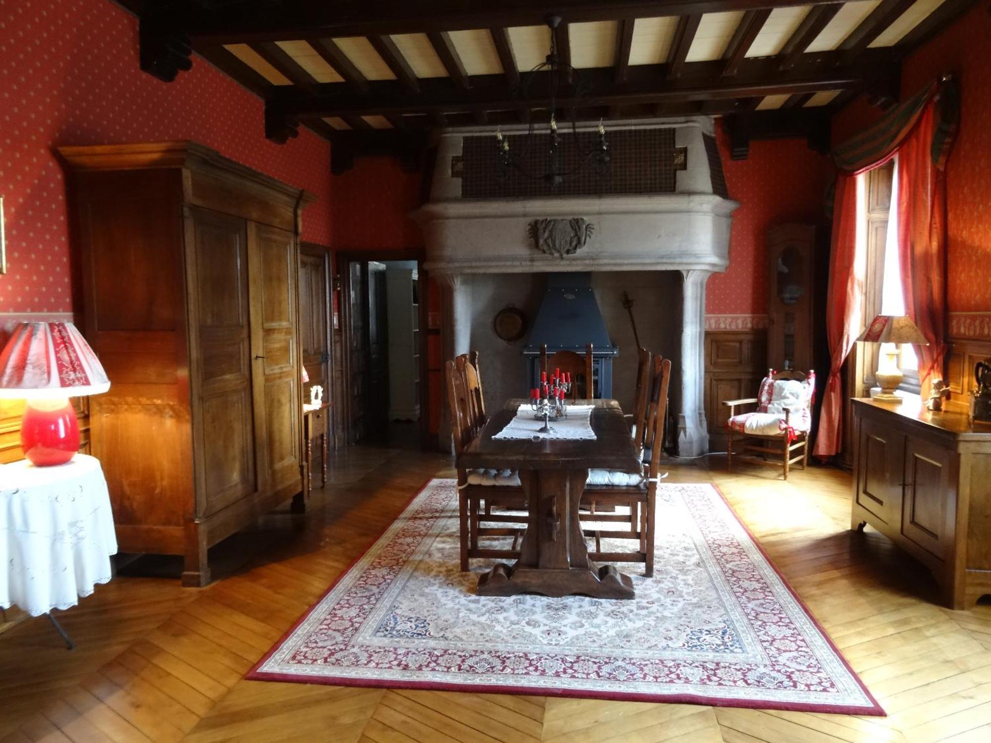 Le Chateau De Vernieres Talizat Exterior photo